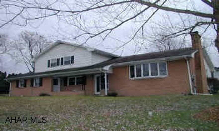 Multi-level home on .765 A (great lot). 3 bedrooms, 2 baths, laundry room (with commode) attached 2 car garage, fireplace - Master Bedroom.  Great House in Great Area of Hollidaysburg.  Exterior is Brick and Color Lok. Multi-level home on .765 A (great lot). 3 bedrooms, 2 baths, laundry room (with commode) attached 2 car garage, fireplace - Master Bedroom.  Great House in Great Area of Hollidaysburg.  Exterior is Brick and Color Lok.