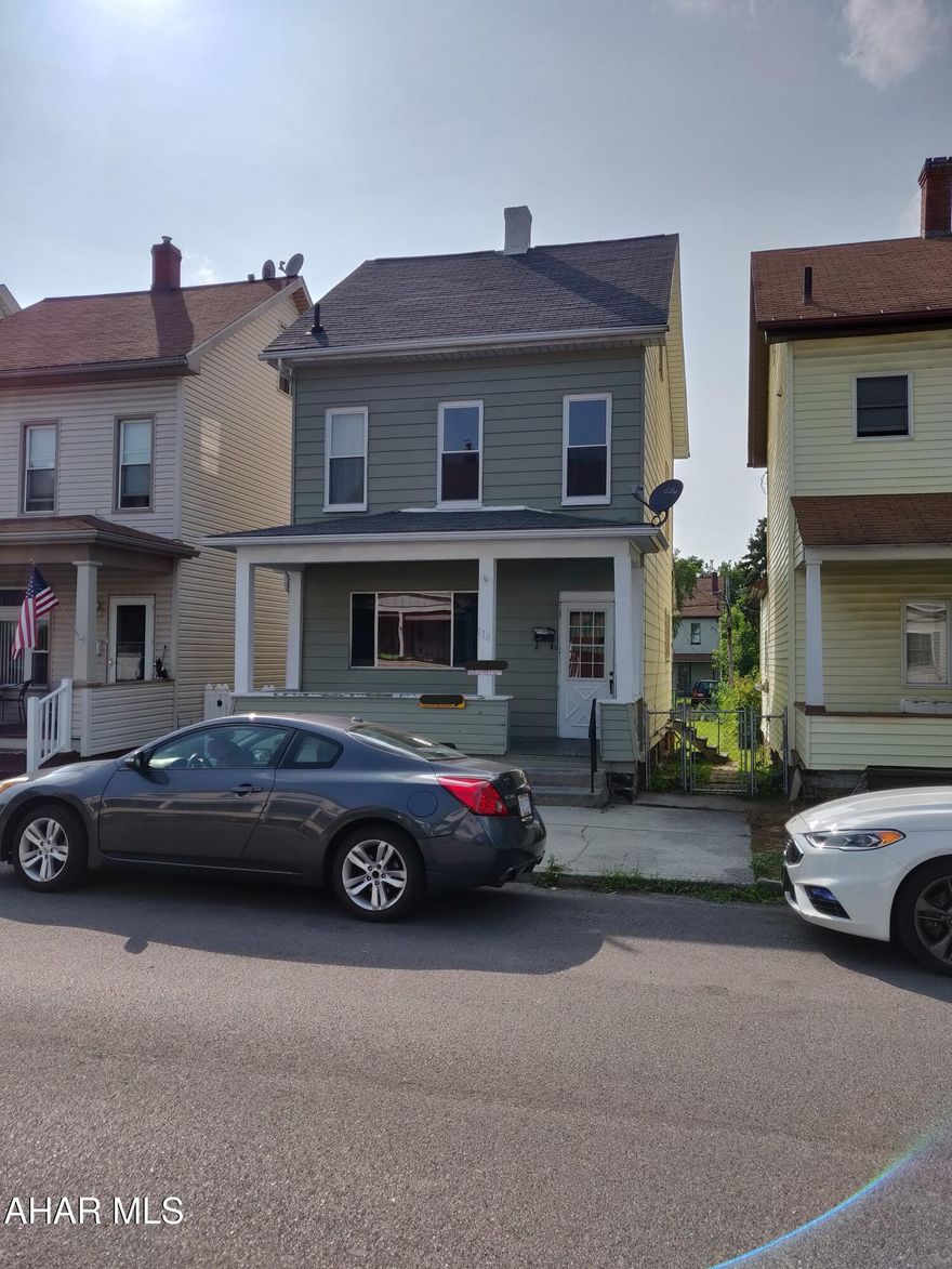 Fresh, Clean, and Ready for Move In. 2-3 BR, 1 Bath Home with Nice Fenced Yard. New Flooring in Entryway (LVP), LR (Carpet), and Kitchen (LVP).  Seller will work with FHA and VA Loan Buyers. Low Taxes. Why Pay Rent when You can Buy?