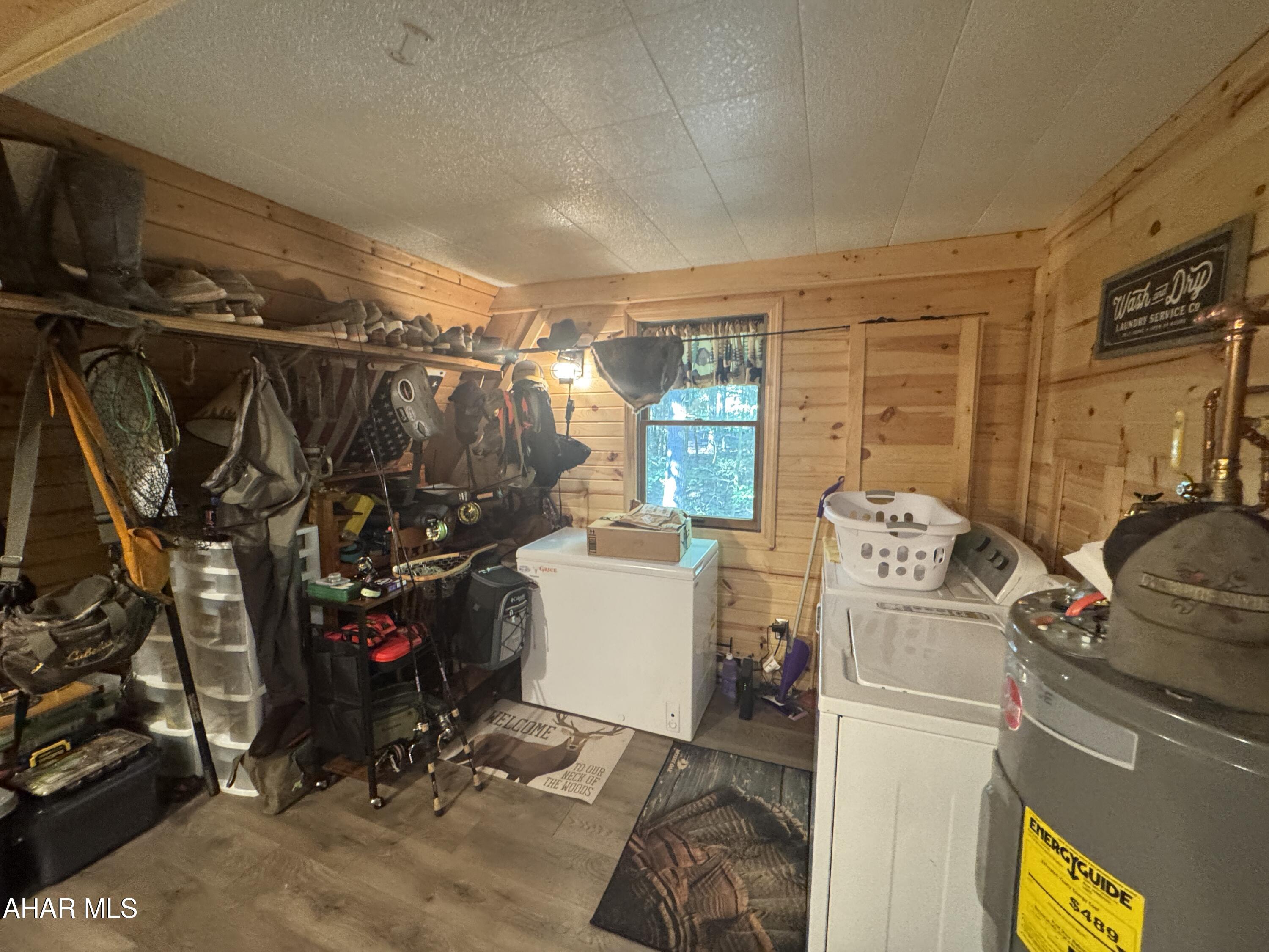 Glendale Yearound - Residential