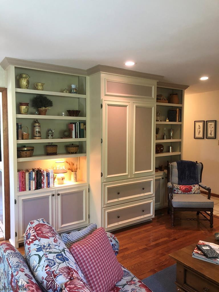 Stonehedge - Residential