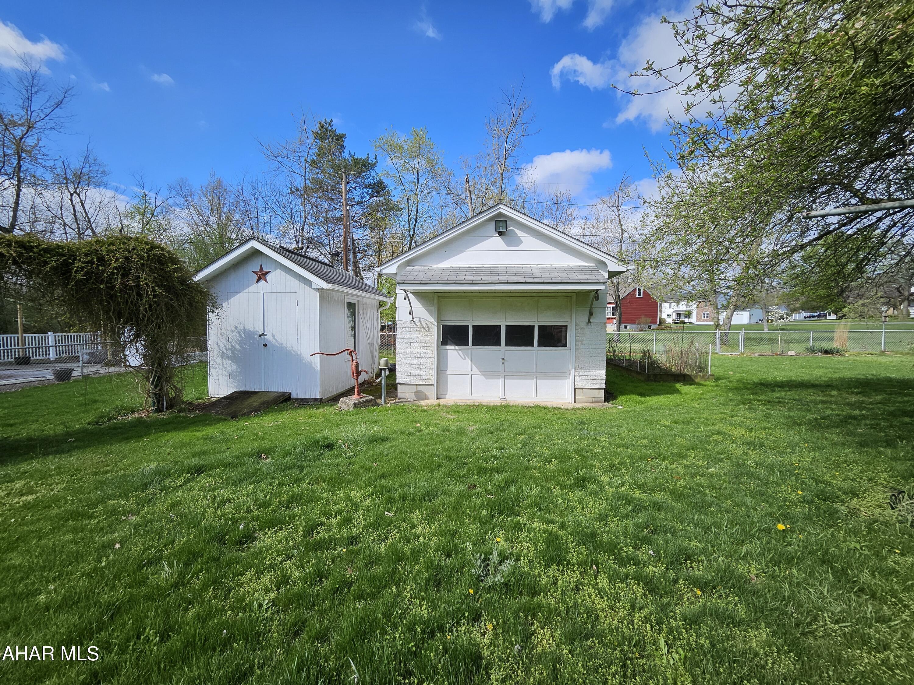 Hollidaysburg - Residential