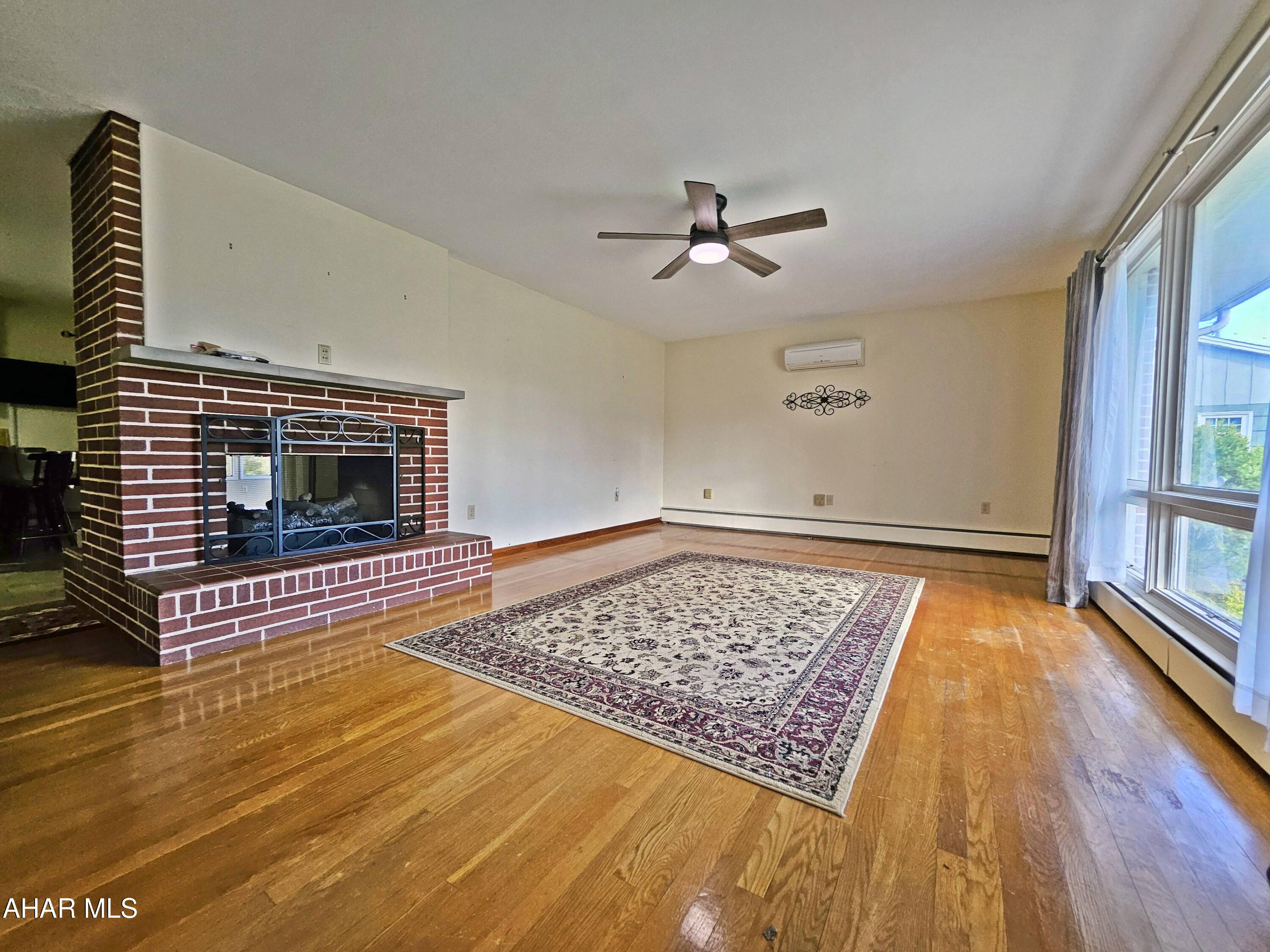 Hollidaysburg - Residential