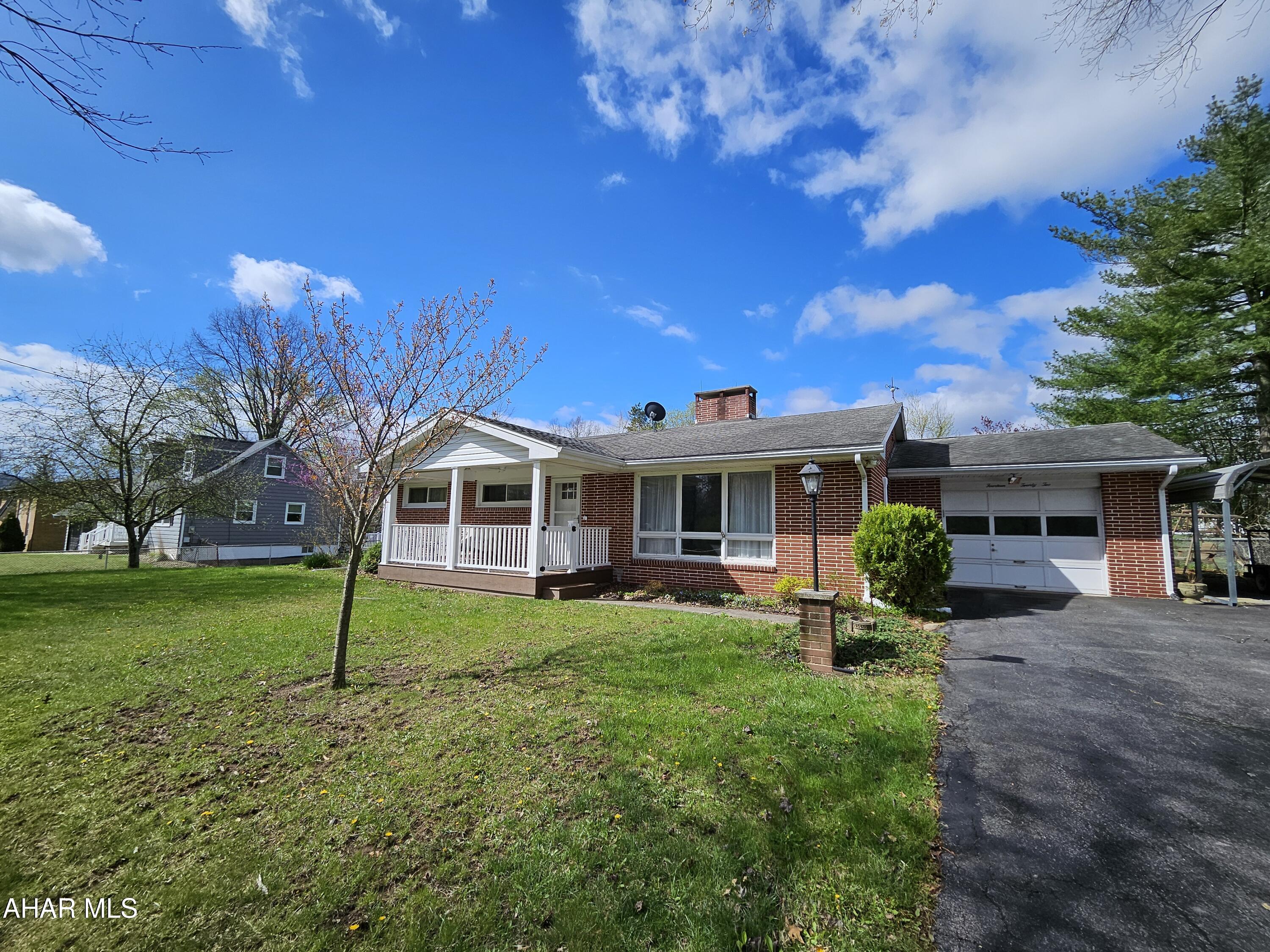 Hollidaysburg - Residential