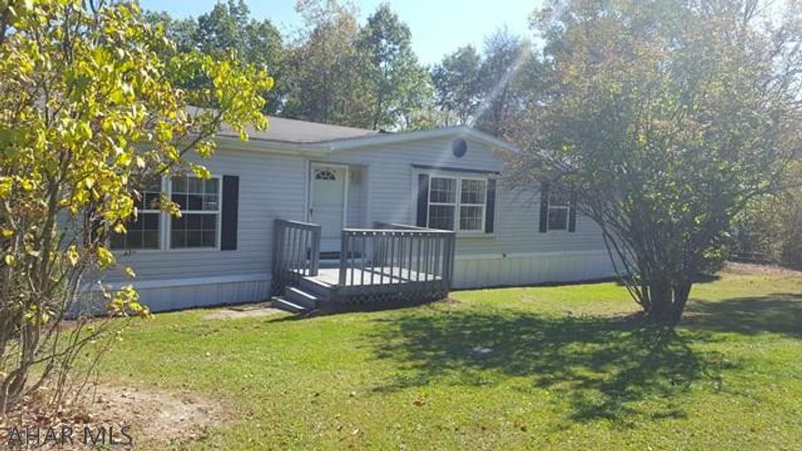 LIKE NEW HOME ON 2.8 ACRES... NEW FLOOR COVERINGS...NEW PAINT... NEW GRANITE COUNTER TOPS IN KITCHEN AND BATH... FULLY SERVICED HEATING AND COOLING....NEWER SEPTIC SYSTEM...BEAUTIFUL LEVEL LOT... DON'T MISS THIS ONE !!!!!!!!!! 3 BEDROOM / 3 FULL BATH