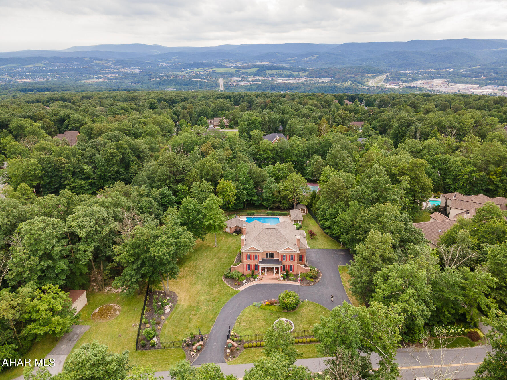 Stonehedge - Residential
