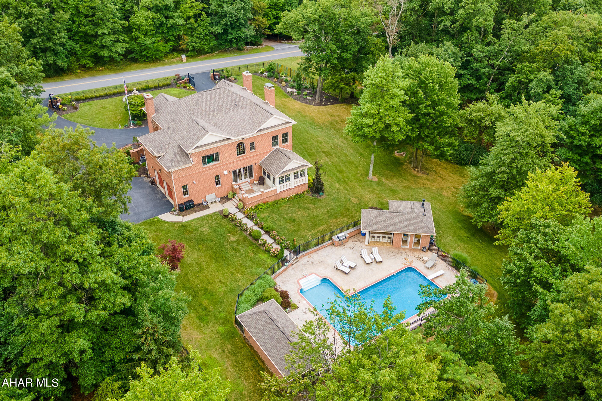 Stonehedge - Residential