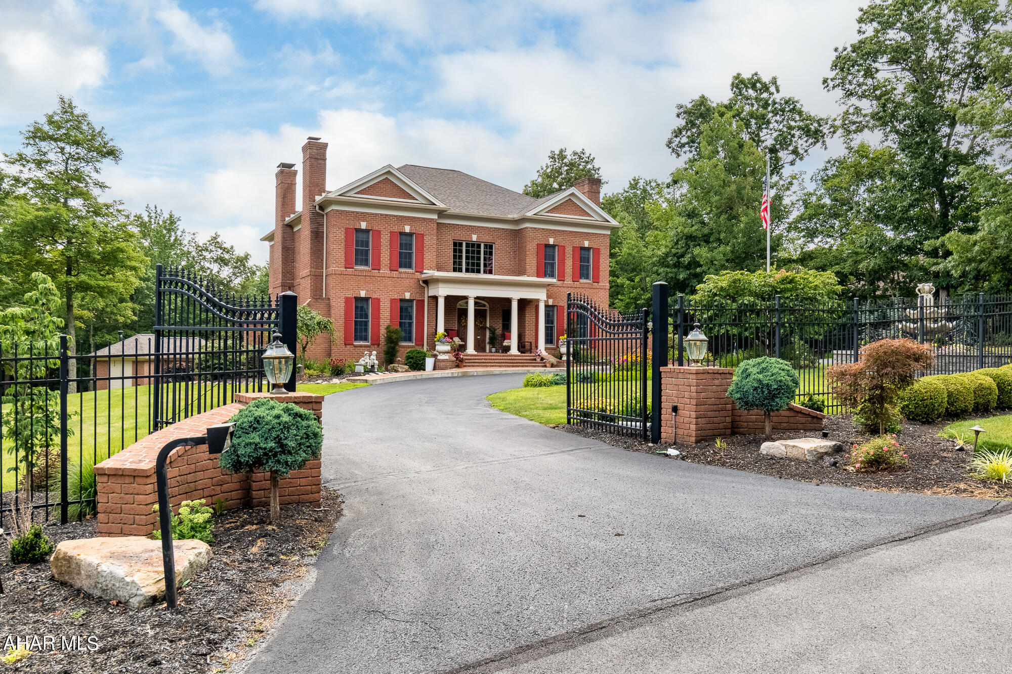 Stonehedge - Residential