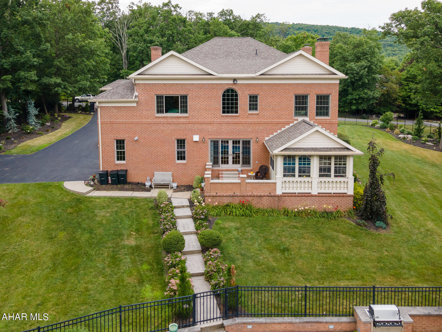 Stonehedge - Residential