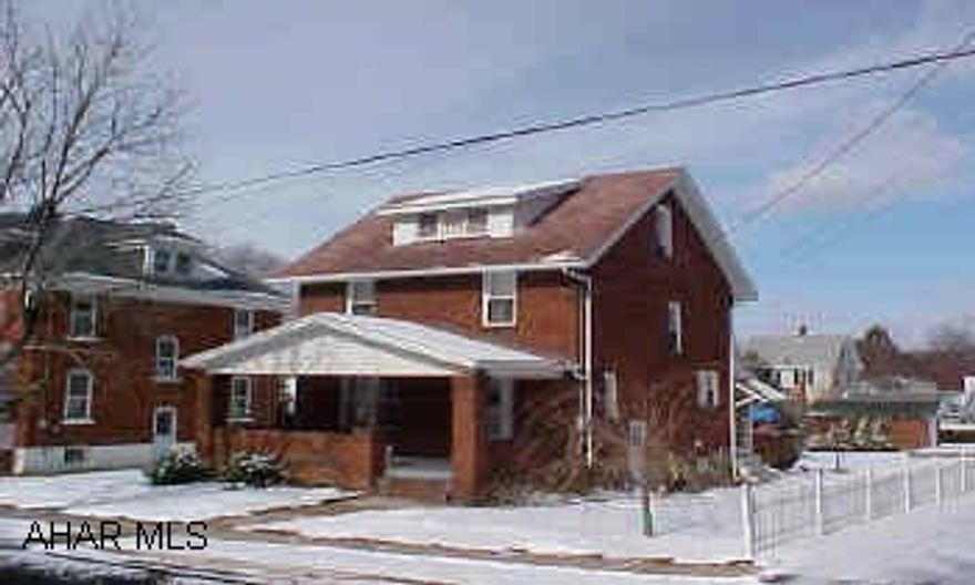 Immaculate Home! Beautiful Oak Kitchen & Nice Hardwood Floors.See Extra Photos!!  #J-750 Immaculate Home! Beautiful Oak Kitchen & Nice Hardwood Floors.See Extra Photos!!  #J-750