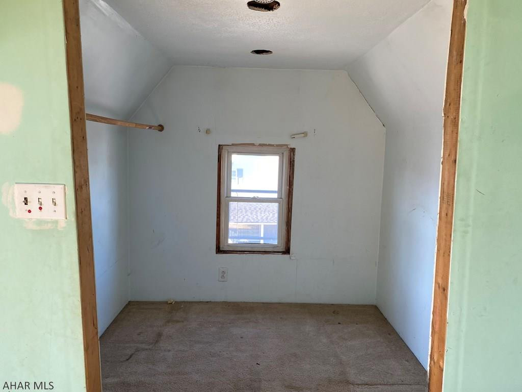 Juniata - Residential