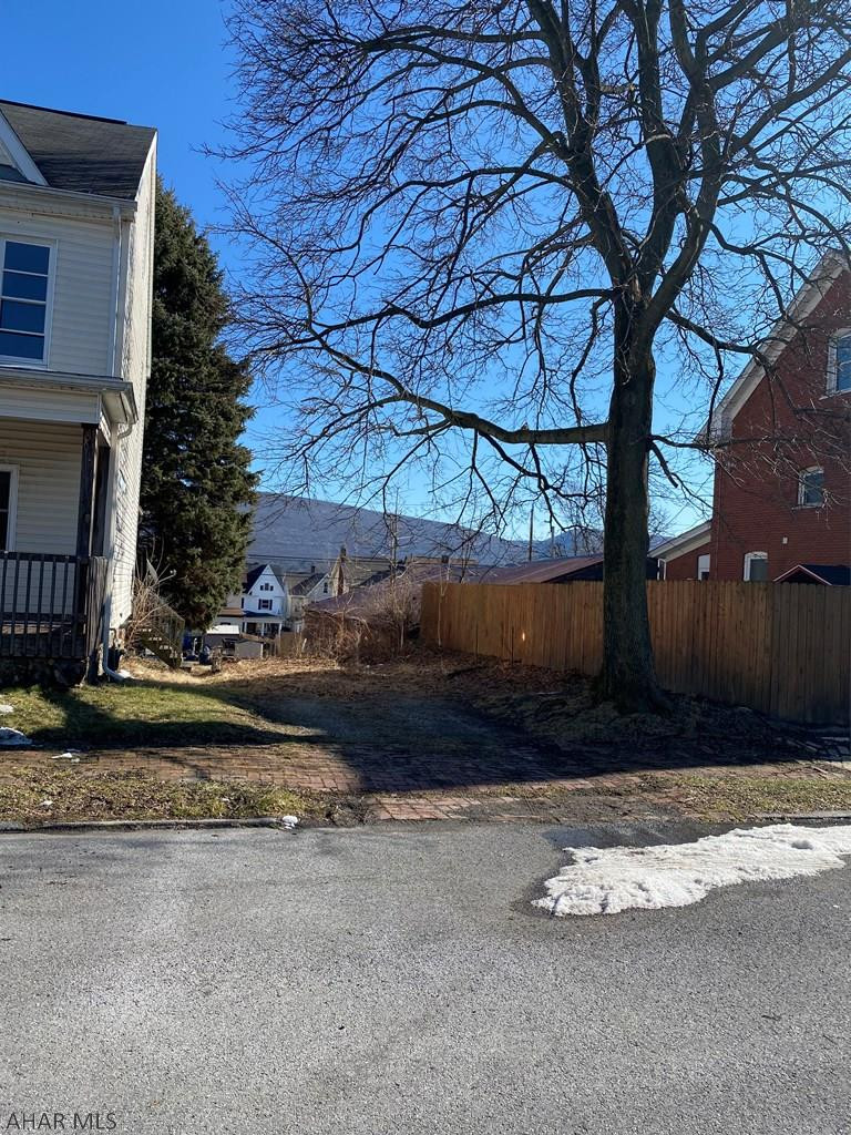 Juniata - Residential