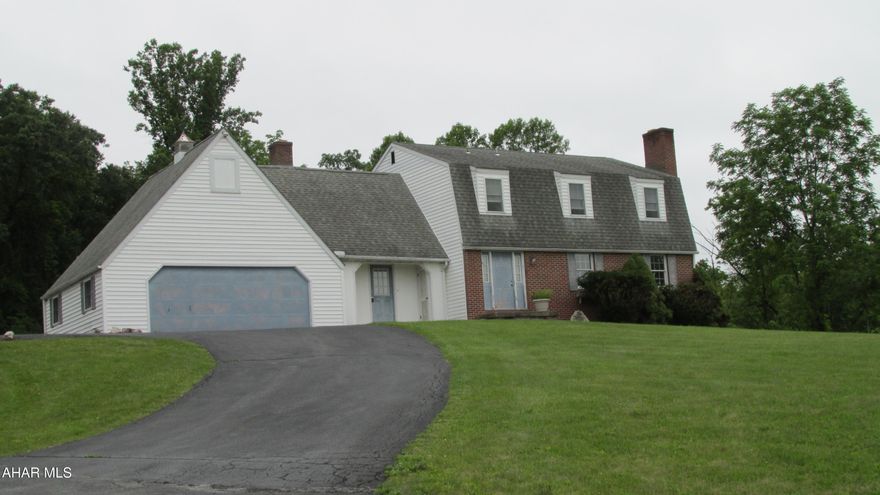 Experience the beauty of picturesque Scotch Valley - spacious 4BR 2.5BA Colonial situated on a generous 1.27AC lot with 2-car garage! Don't miss this opportunity to make this your dream home! Schedule your private showing today!