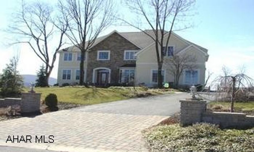 ONE OF A KIND CUSTOM BUILT 6 BR W/ 5.5 BATHS. THIS UNIQUE HOME FEATURES QUALITY GOURMET KIT W/ GRANITE COUNTERTOPS AND SUB-ZERO APPLI. INCLUDED! THE LR W/ FP FEATURES A SUNKEN EUROPEAN STYLE SR W/ VAULTED CEILING. WALK-OUT LL FIN. W/ FP AND CER.TILE FLRS. ONE OF A KIND CUSTOM BUILT 6 BR W/ 5.5 BATHS. THIS UNIQUE HOME FEATURES QUALITY GOURMET KITCHEN W/ GRANITE COUNTERTOPS AND SUB-ZERO APPLI. INCLUDED! THE LIVING ROOM W/ FIREPLACE FEATURES A SUNKEN EUROPEAN STYLE SUN ROOM W/ VAULTED CEILING AND WALL TO WALL WINDOWS TO CAPTURE A TOTAL VIEW OF HOLBG. ONE OF TWO STAIRWAYS LEADS TO AN OVERSIZED MASTER BEDROOM W/ FIREPLACE, WIC, JACUZZI AND GRANITE COUNTERS. TOTALLY FINISHED WALK-OUT LOWER LEVEL WITH FIREPLACE AND CERAMIC TILE FLOORS.