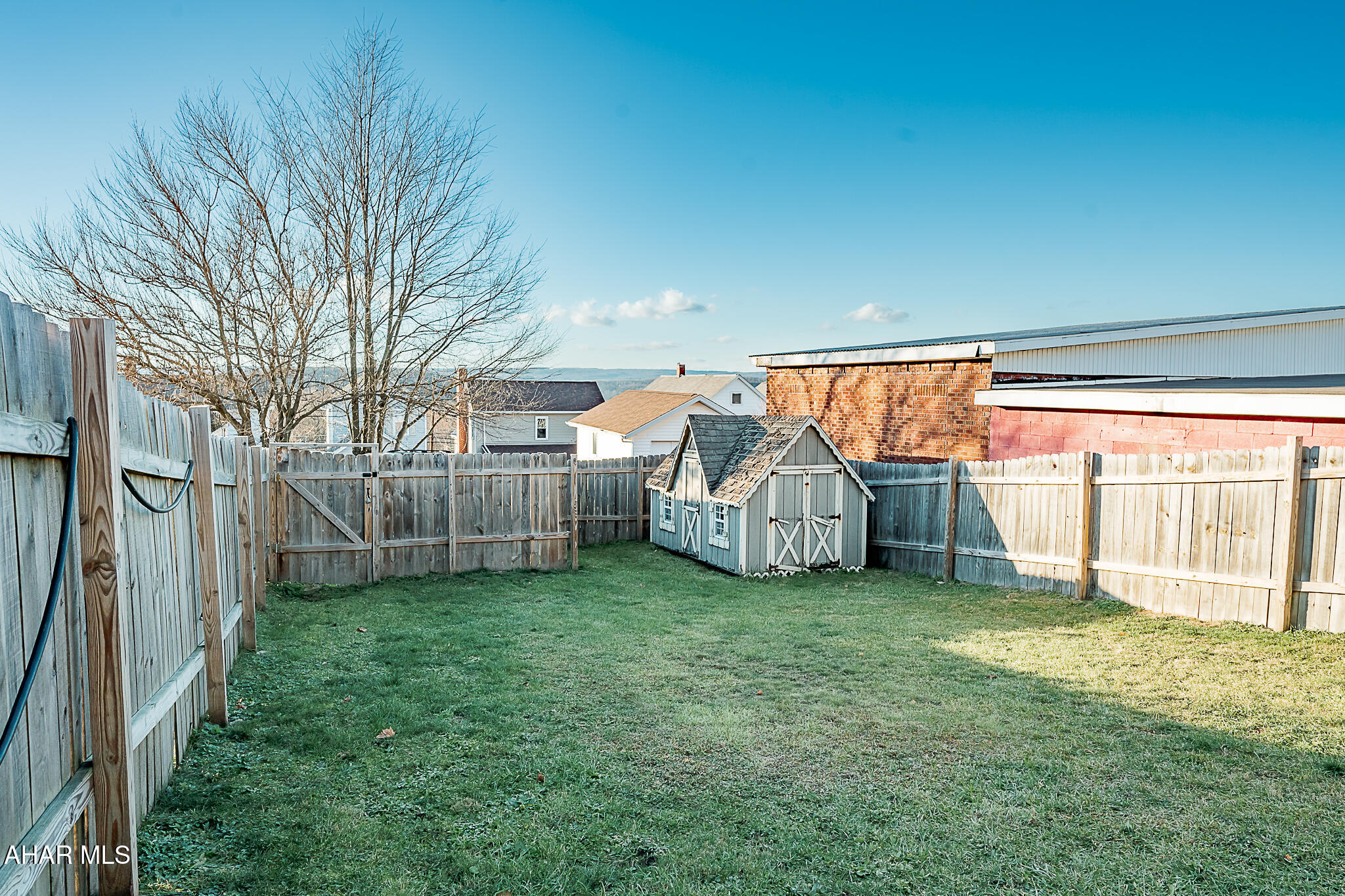 Unknown - Residential