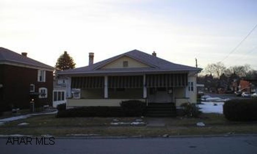 One story with 2 car detached garage. Agent is related to seller.