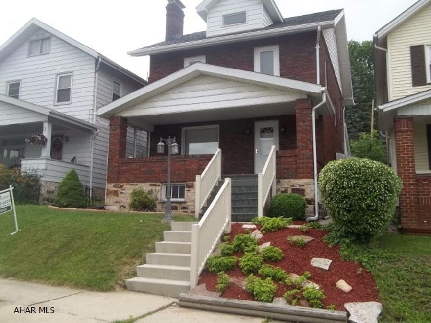 This one is a must see! It wont last long. Great area and move in ready. Gorgeous living room and dining area for family gatherings. Updated features throughout the home. You can't ask for a nicer location. The finished attic is the perfect place for a 4th bedroom. Give this one a look you won't be disappointed.