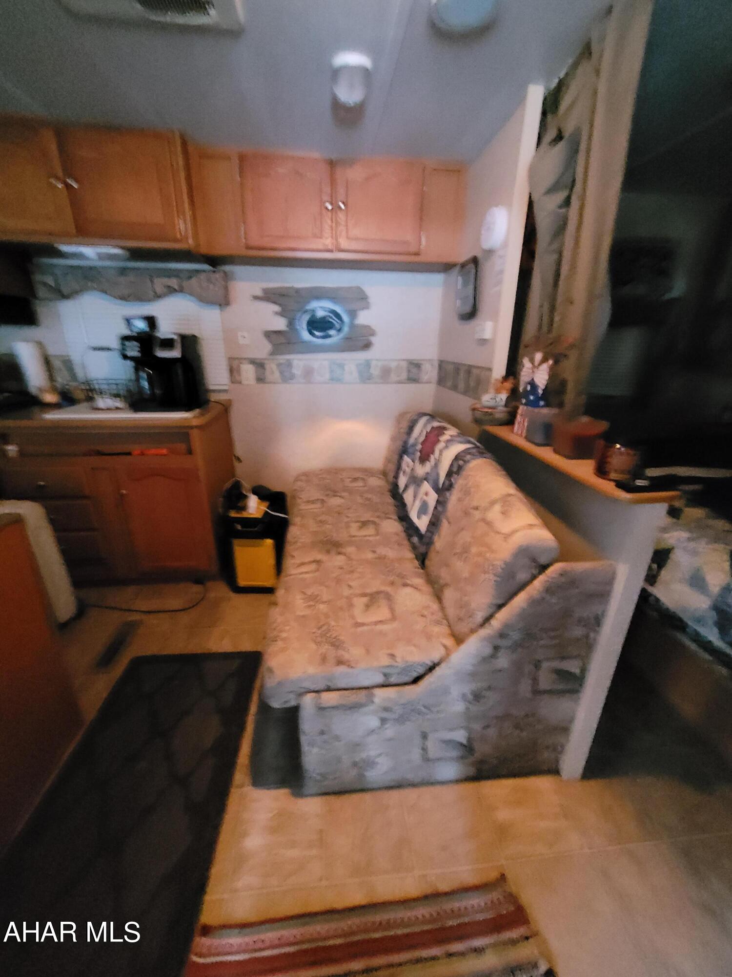 Glendale Yearound - Residential