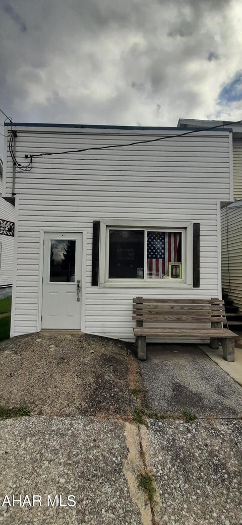 Photo for 713 Front Street