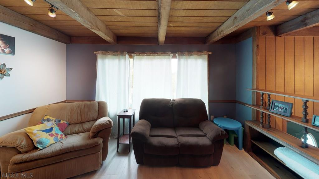 Rolling Hills - Residential