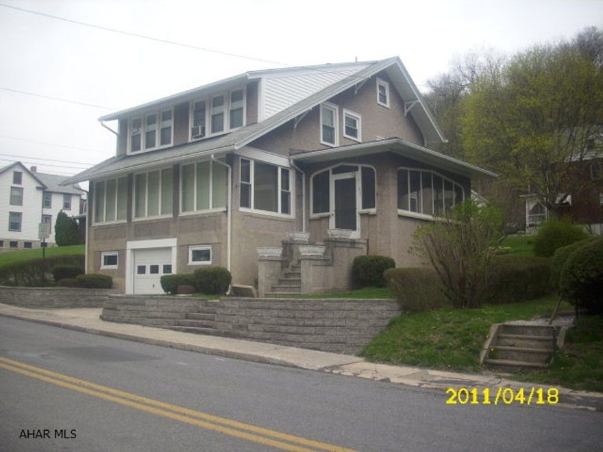 Nicely maintained 5 bedroom home on corner lot. Lovely screened side porch with spacious back yard. Newer furnace, vinyl replacement windows, original hardwood floors. Wonderful layout for entertaining.