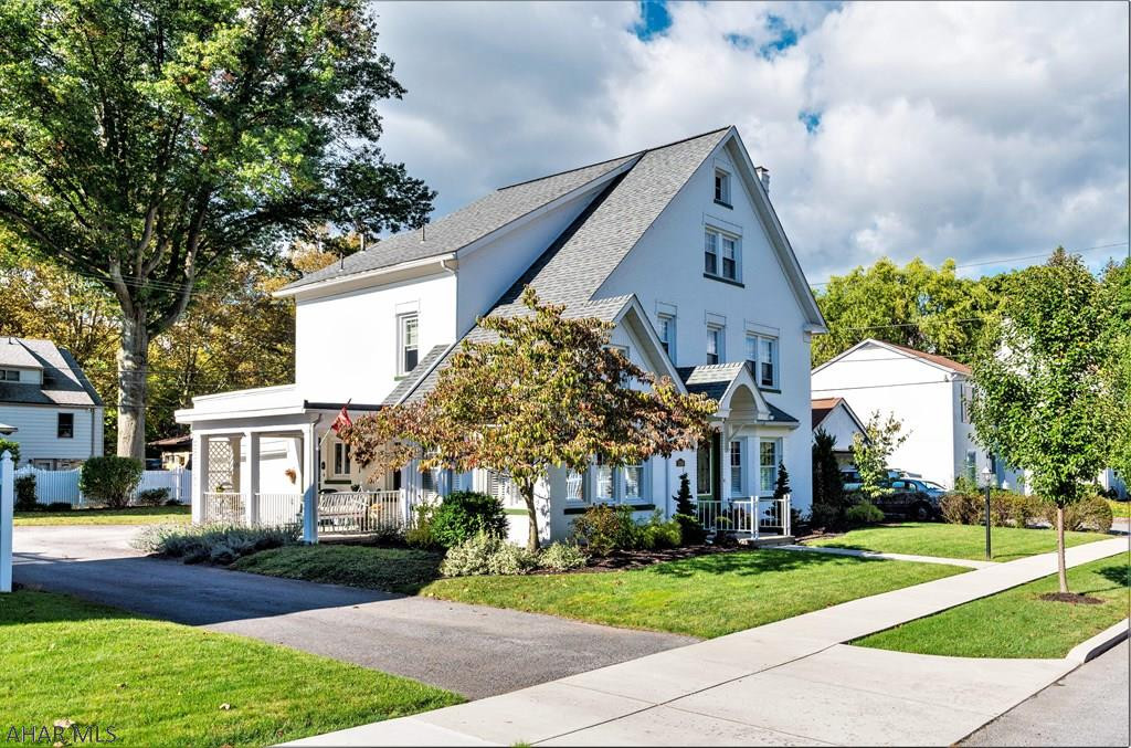 Mansion Park - Residential