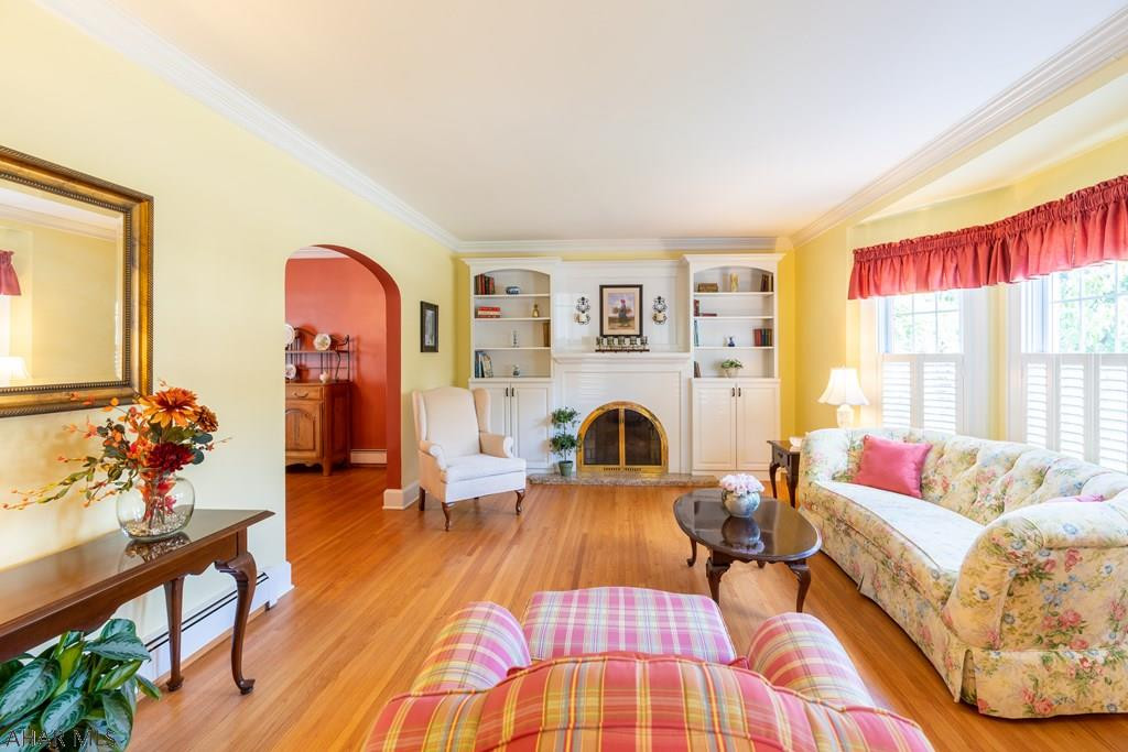 Mansion Park - Residential