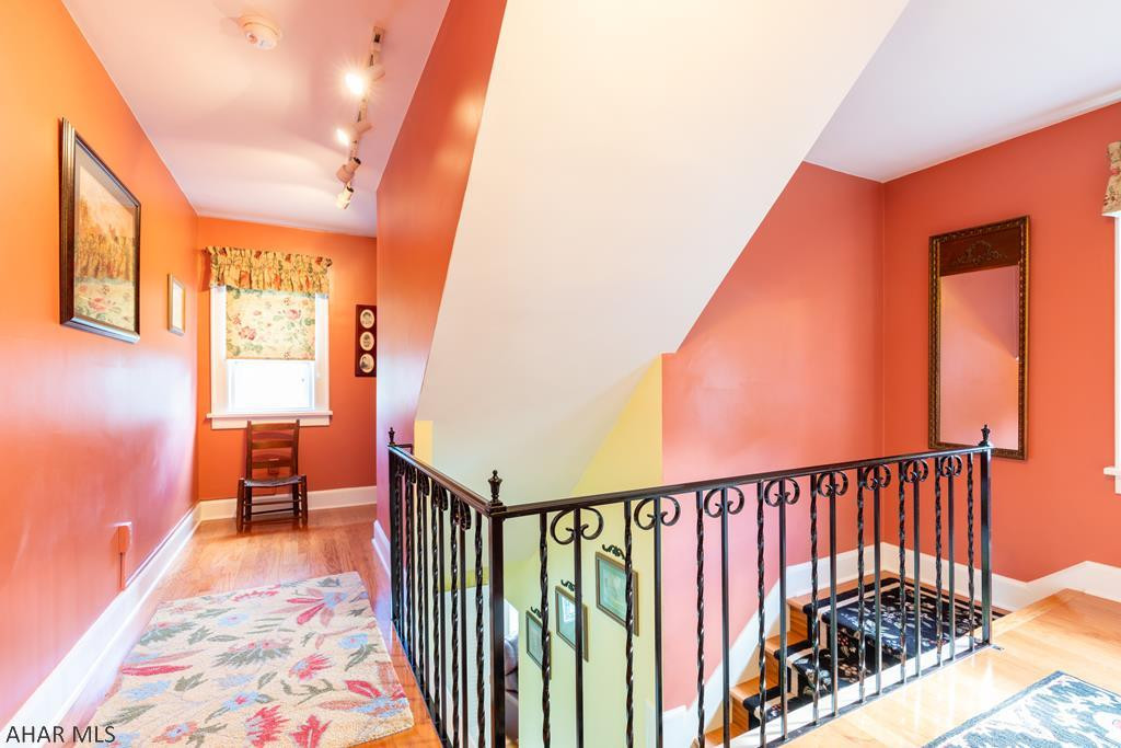 Mansion Park - Residential