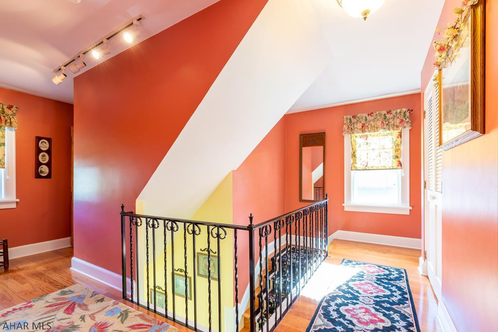 Mansion Park - Residential