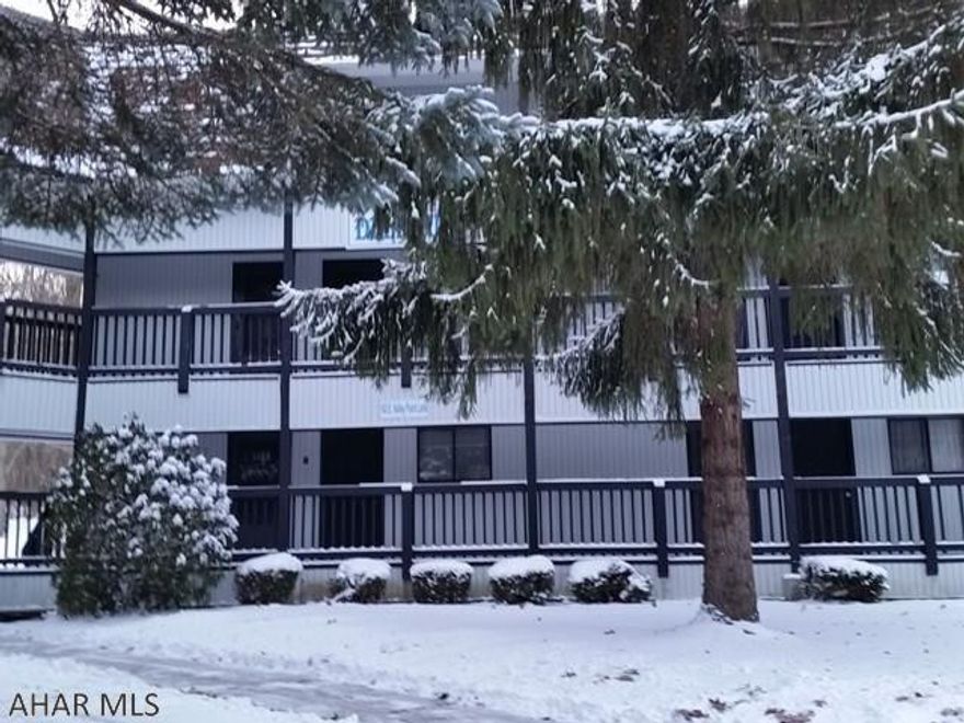 First-floor immaculate 2 bedroom, 2 bath condo with view of woods from back balcony, located across from hot tub building.  Furnished and tastefully decorated.  Enjoy the amenities of this 4 season resort:  skiing, swimming, tennis and golf.  $256.00 monthly association fee includes outside maintenance, road maintenance, tennis, hottubs, indoor and outdoor pools & trash removal.   J-424