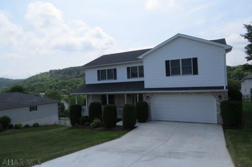 This house has a fresh new look- come and see for yourself.  Located in Applewood section of Penn Farms this home is immaculate and spacious. The main floor offers a kitchen with granite counter tops/breakfast nook, dining room with access to back deck (12 x 24), half bath, and spacious living room with gas fireplace. Upstairs there is a master bedroom with his and her closets (one walk in) and master bath, three more bedrooms, additional full bath, and laundry. The basement is the full size of the house and unfinished waiting for your personal design!  Brand new garage door! Call listing agent for more information.