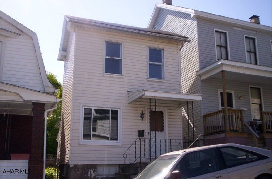 Nice little starter or investment property.  A real bargain at this price.