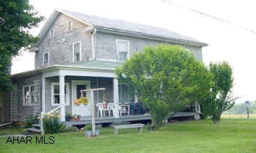 60 Acres Farm in Williamsburg. House, Barn, Workshop, Brook, 50 Acres of Farm Land, Excellent for Horses, Etc. 10 Wooded Acres, Beautiful View & Private, 20 minutes from Lake Raystown,12 miles from Fredericksburg 3 mikes from Williamsburg 60 Acres Farm in Williamsburg. House, Barn, Workshop, Brook, 50 Acres of Farm Land, Excellent for Horses, Etc. 10 Wooded Acres, Beautiful View & Private, 20 minutes from Lake Raystown,12 miles from Fredericksburg 3 mikes from Williamsburg.