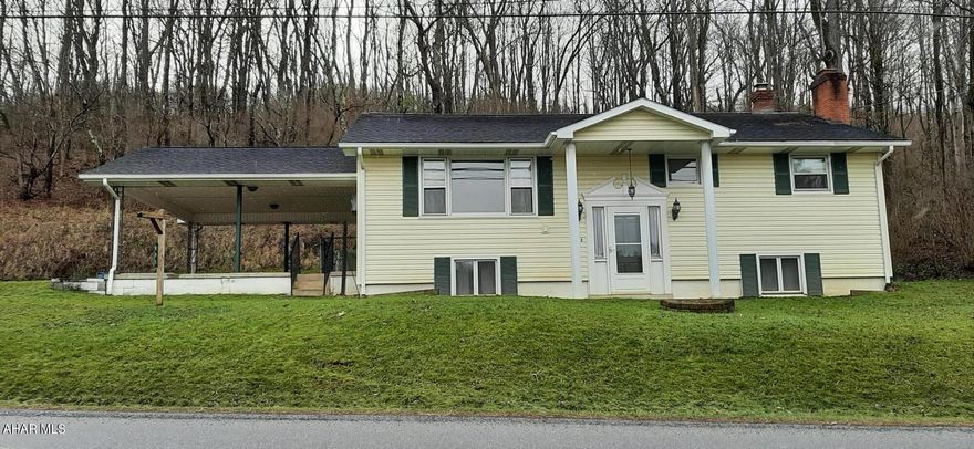 Check this home out ... Spring Cove School District ......Bi-Level... 3 bedroom 1.5 baths  sits on 1.71 acres... kitchen with stove , refrig and dishwasher , dining area, large living room,  full bath , 3 beds on 1st floor , lower level has family room with wood burner insert , rec room , utility room  with laundry hook ups, water softner, uv light 1/2 bath  hot water baseboard heat. CAll for a showing today