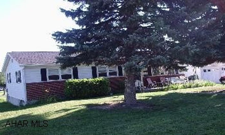 All showings through Louann. Spacious 3 BR, nice lot. Breezeway