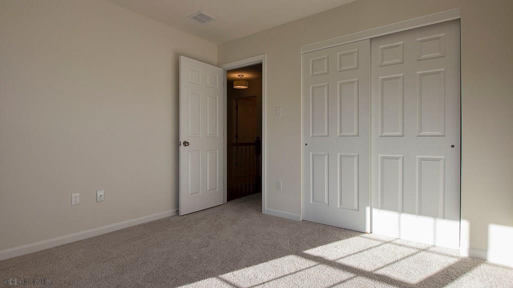 Rolling Hills - Residential