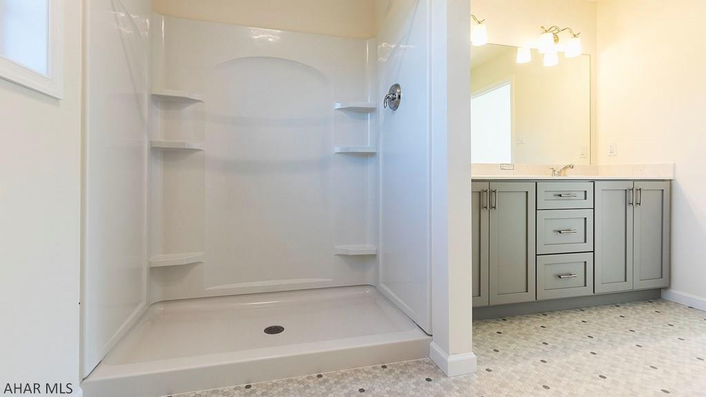 Rolling Hills - Residential