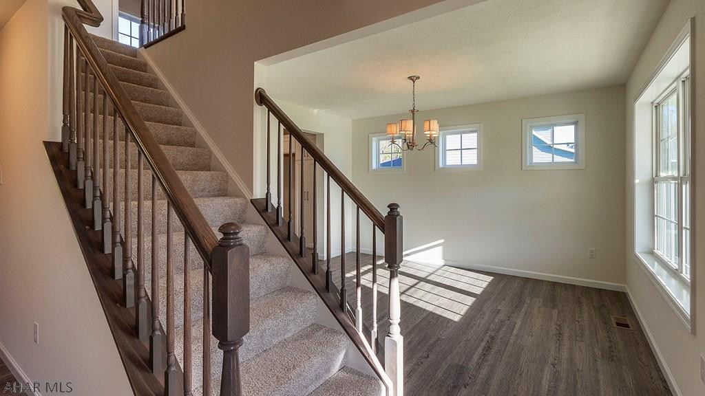 Rolling Hills - Residential