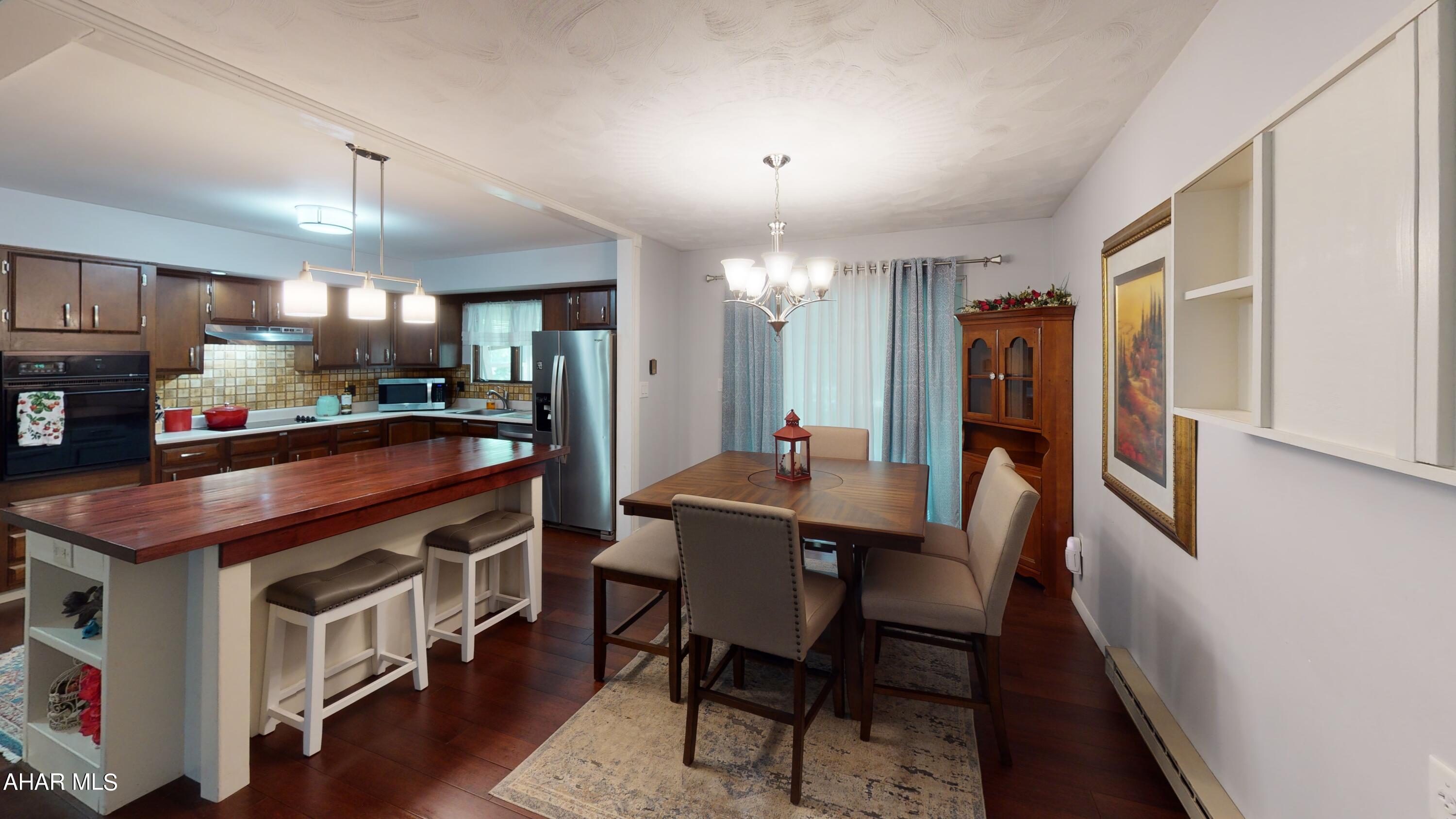 Foot of Ten - Residential