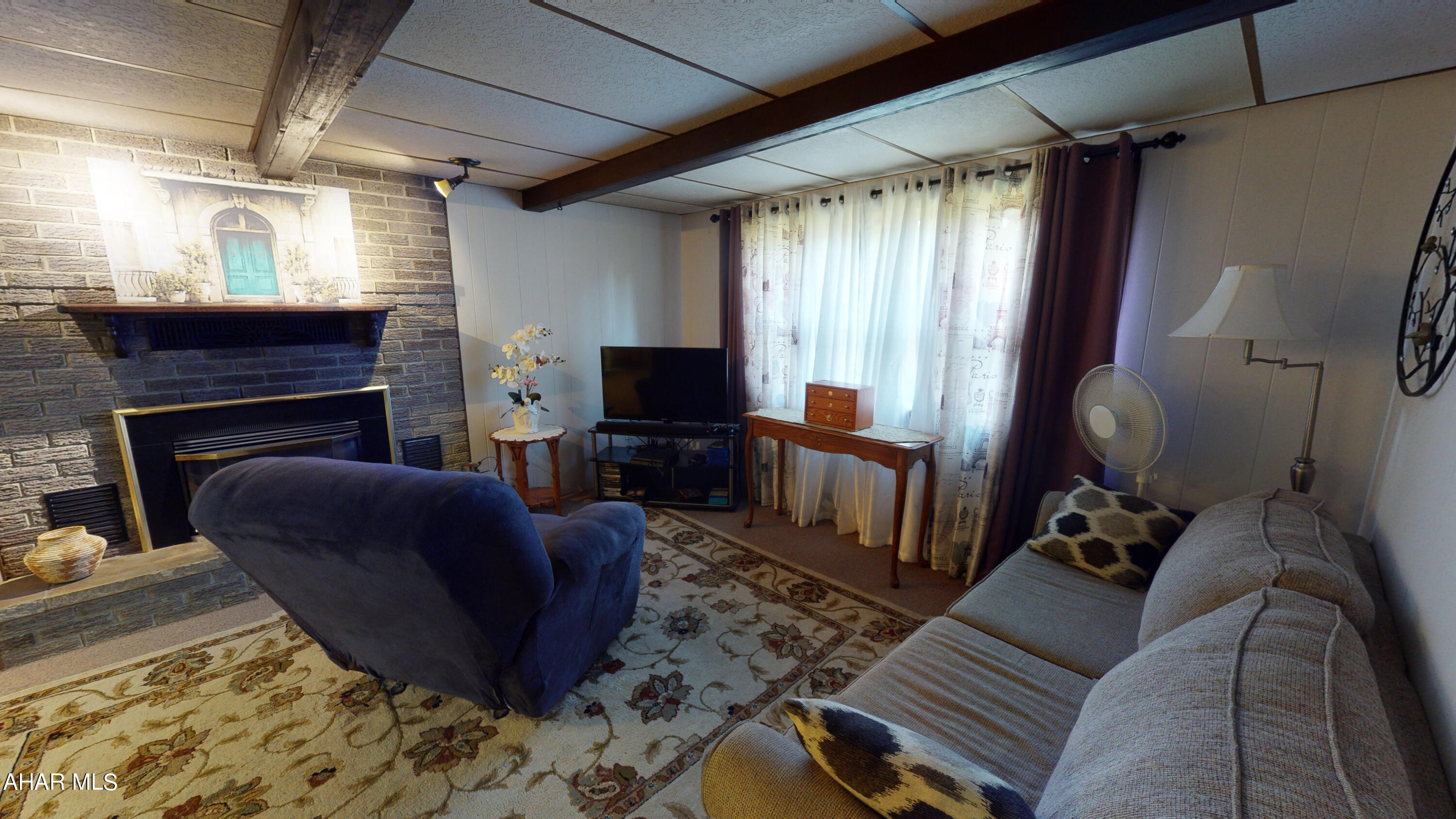 Foot of Ten - Residential