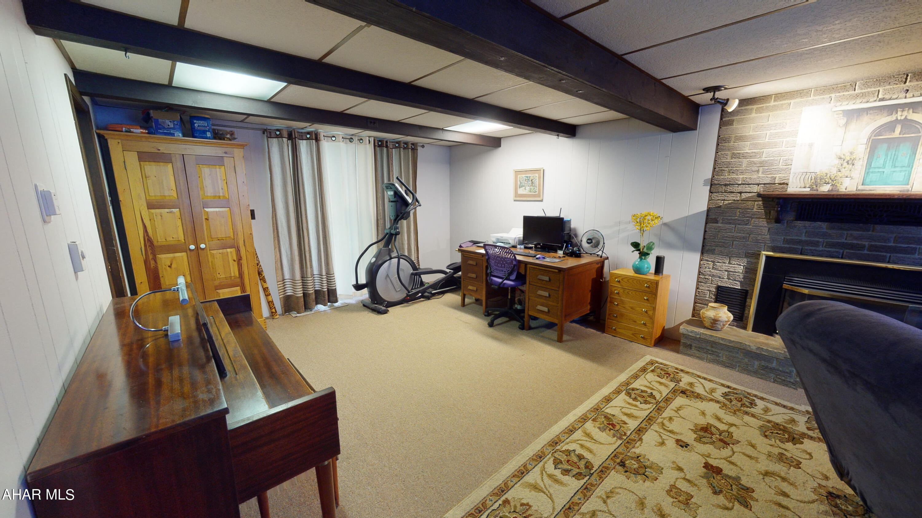 Foot of Ten - Residential