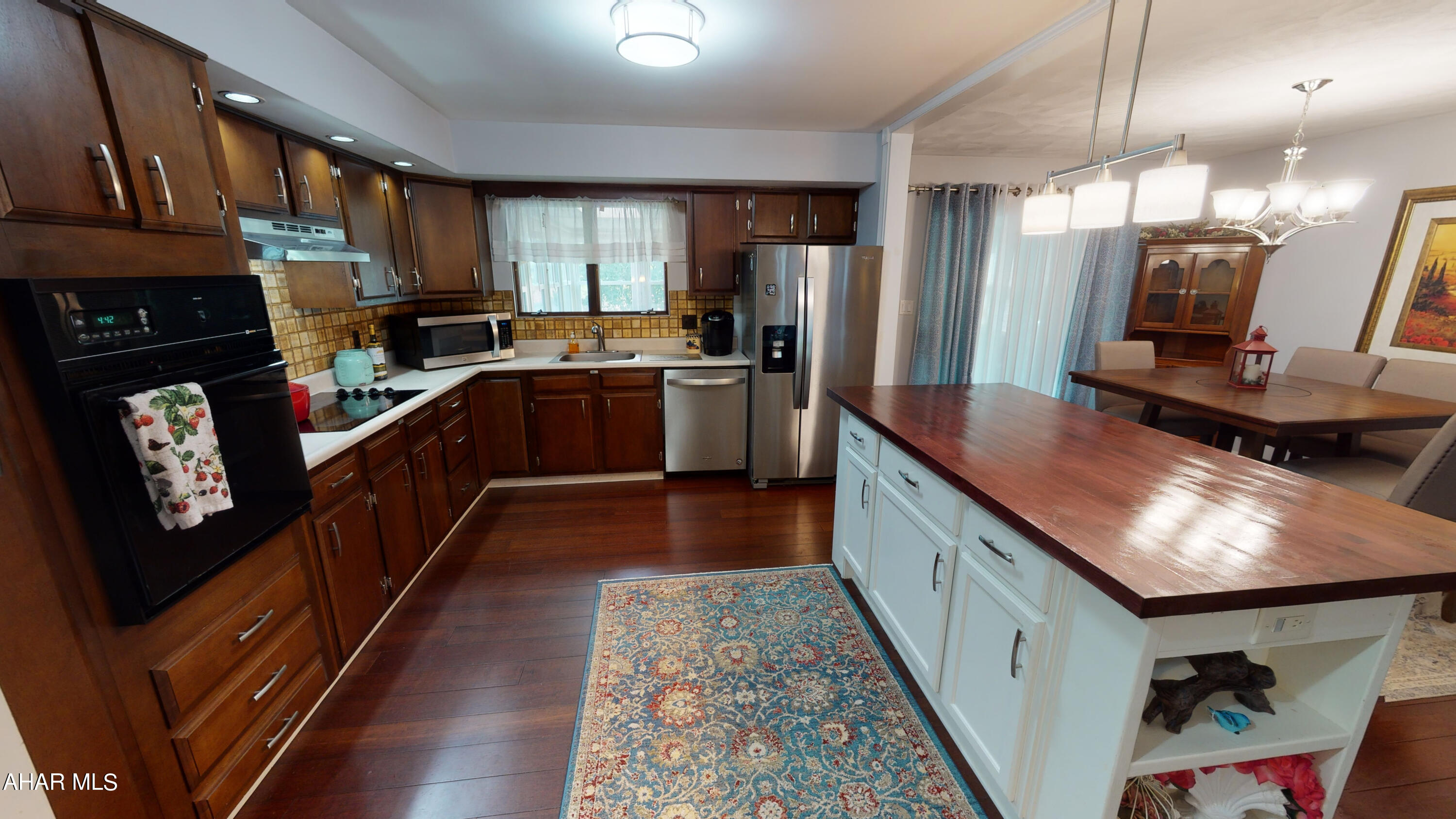 Foot of Ten - Residential