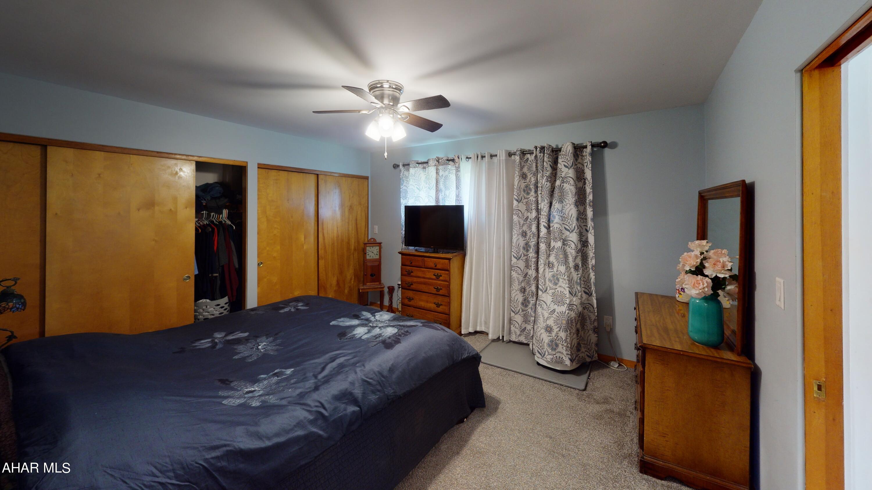 Foot of Ten - Residential