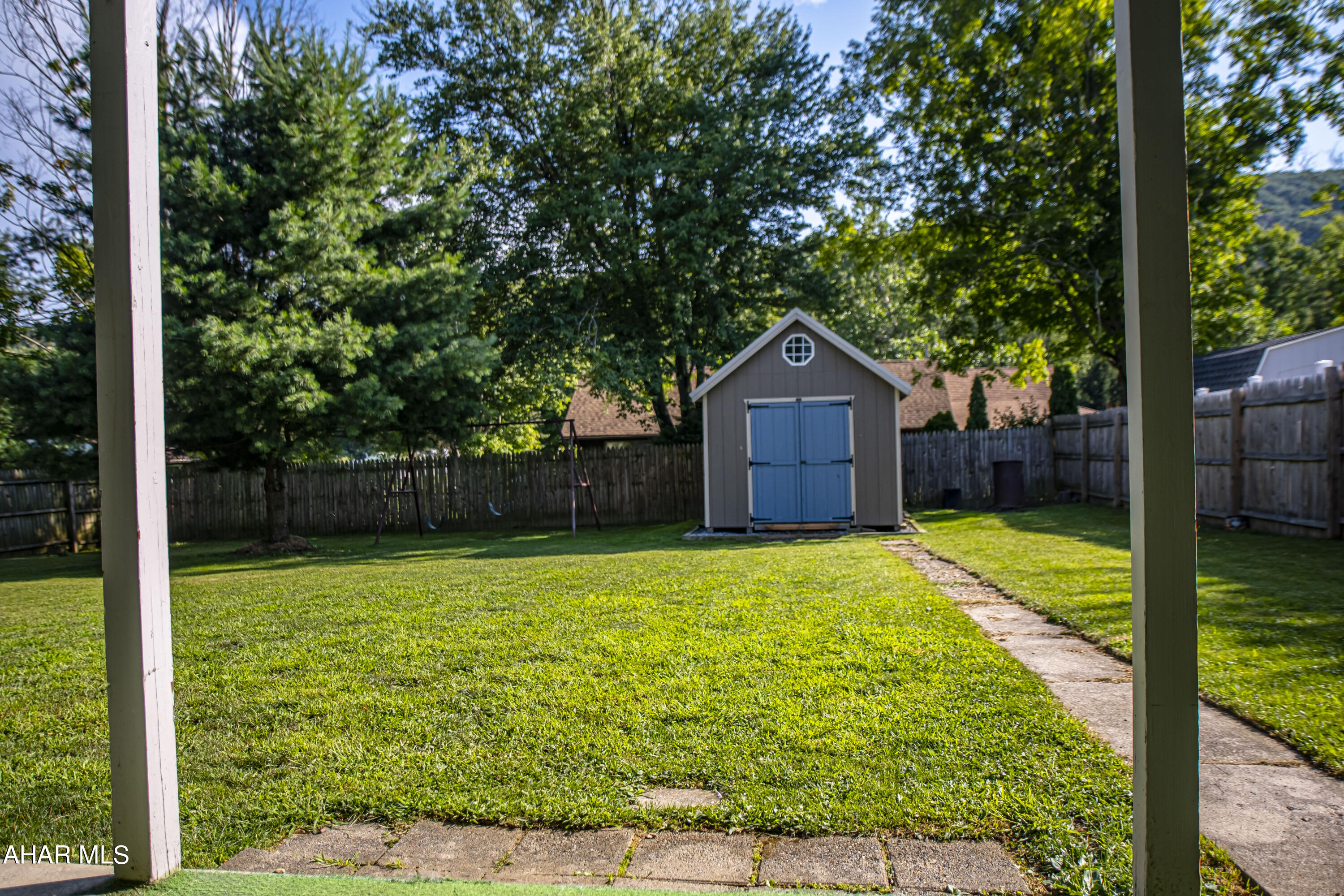 Foot of Ten - Residential