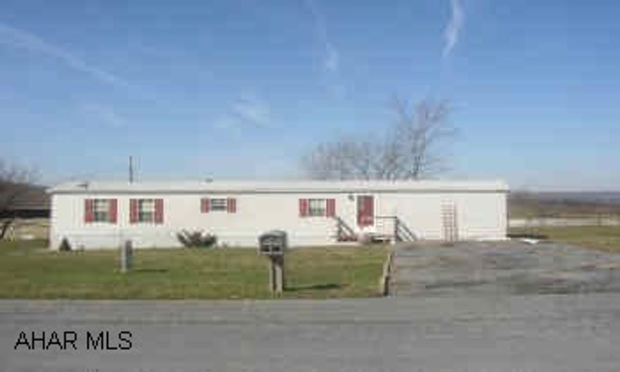 WELL MAINTAINED 14X70 MOBILE HOME ON .28 ACRE. PUBLIC WATER & SEWER. 2 DECKS. 10X10 ESH BARN. NEW WATERLINE FROM STREET. VERY CLEAN. LOT NEXT DOOR ALSO AVAILABLE.