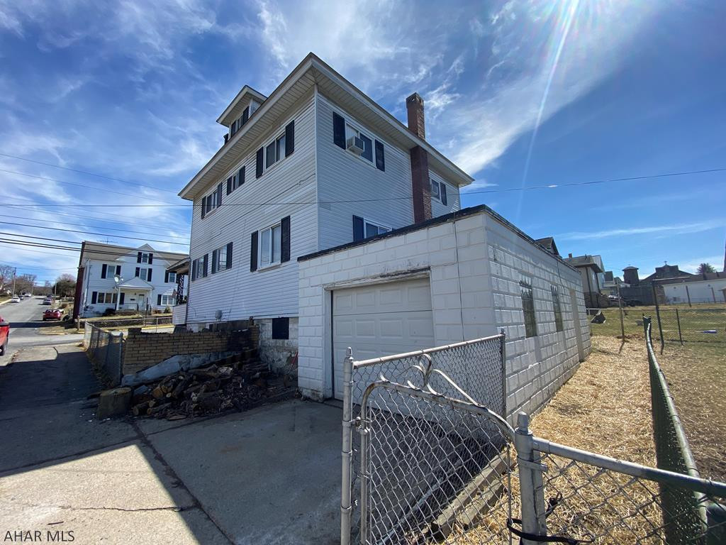 Unknown - Residential