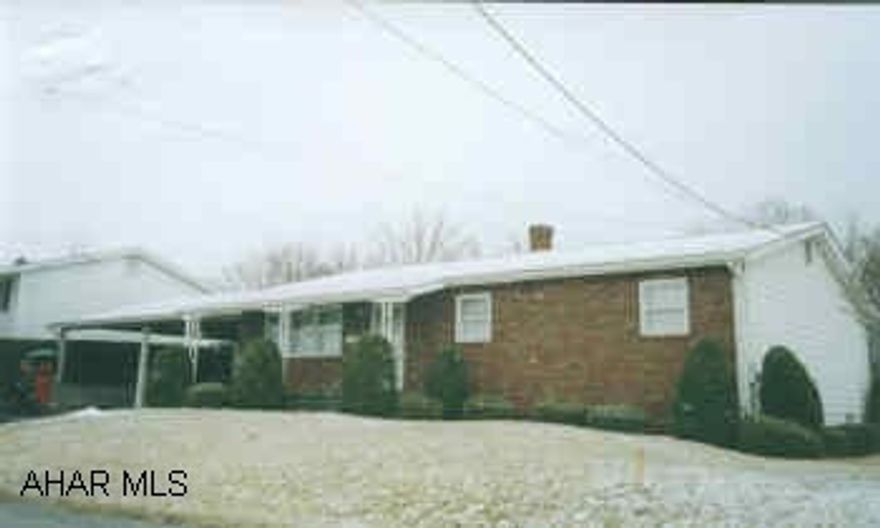 NO KEY. CALL AFTER 12:30 ON WEEKDAYS, ANYTIME WEEKENDS. OWNER WILL BE THERE. PLEASANT VALLEY. THIS 3 BEDROOM RANCHER IS SITUATED ON A PRIVATE 82X171 LOT. APPLIANCES ARE INCLUDED. THE MAIN LEVEL FEATURES LARGE ROOM SIZES AND A FABULOUS VIEW OF THE CITY. THE WALK OUT BASEMENT FEATURES FULL KITCHEN, LAUNDRY ROOM, WALK IN CEDAR CLOSET, UTILITY ROOM, 3/4 BATH AND WORKSHOP. PRIVATE REAR PATIO.