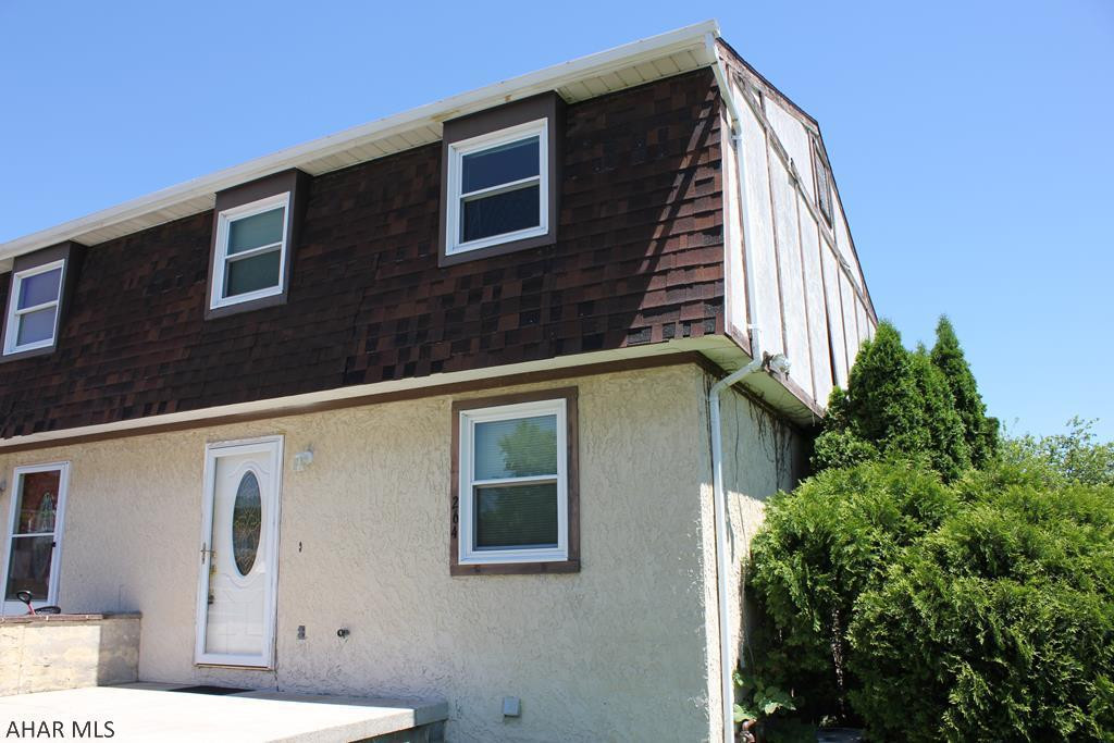 Maple Hollow - Residential