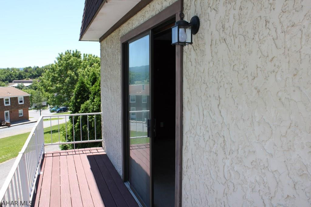 Maple Hollow - Residential