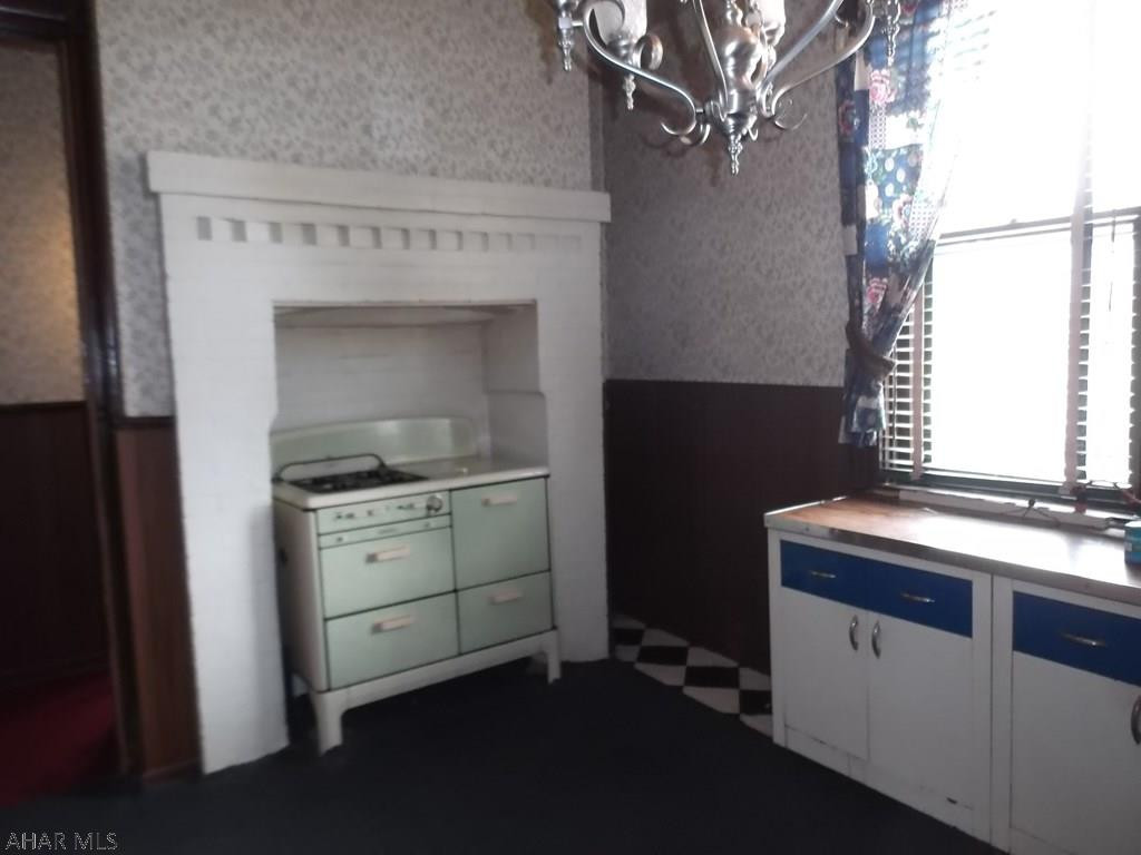 Unknown - Residential