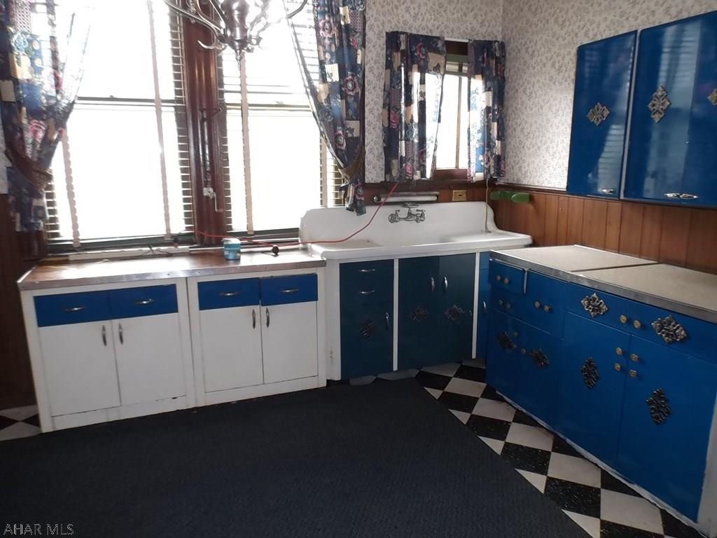 Unknown - Residential